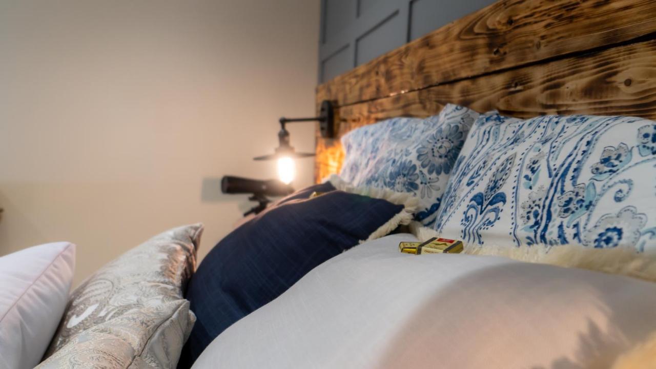 Appartamento Sunset Tides Oak Haven Esterno foto
