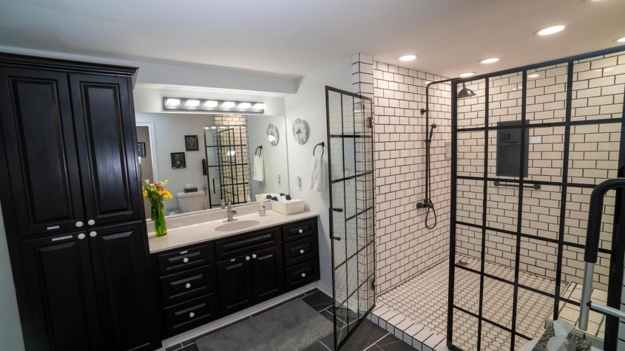 Appartamento Sunset Tides Oak Haven Esterno foto